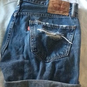 Levi distressed high waisted shorts